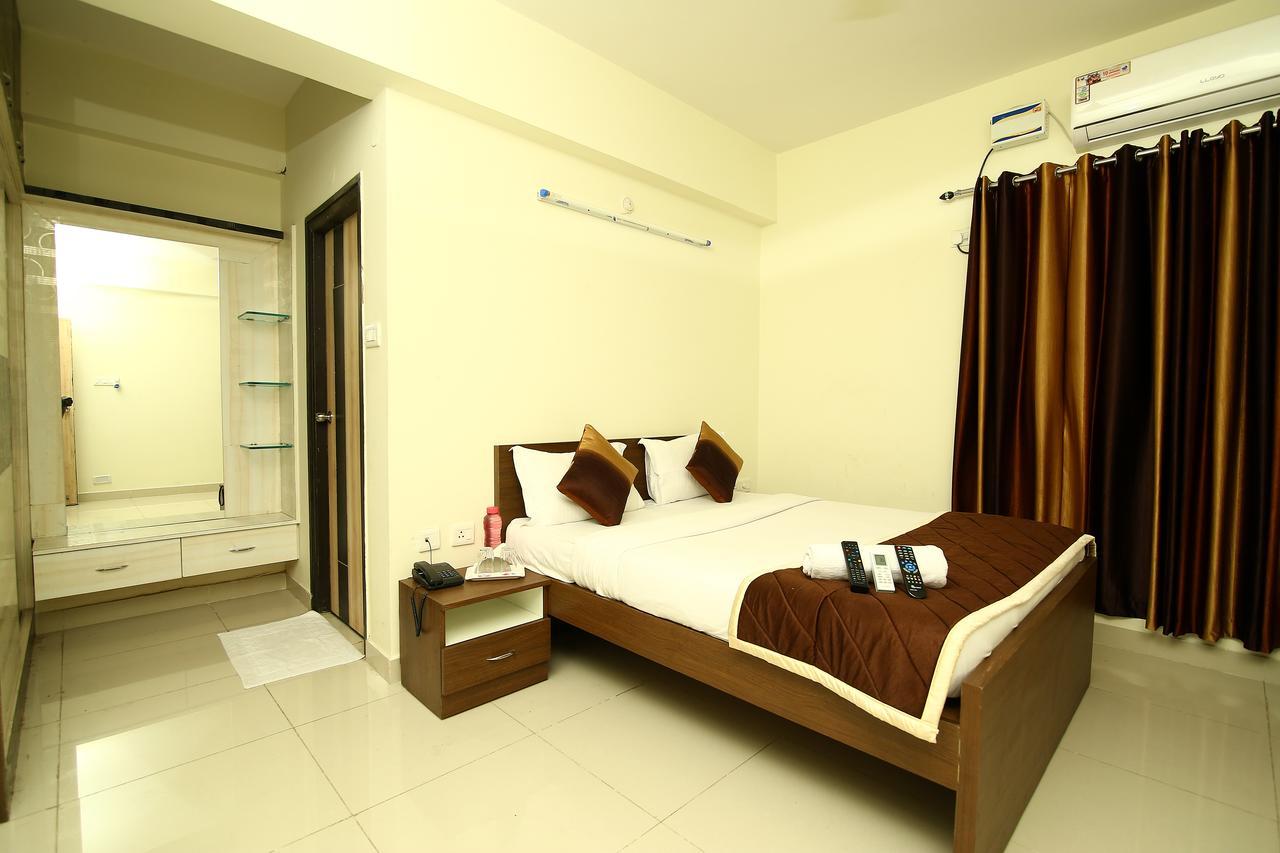 Hotel Fresh Living Prime Hitech Hajdarabad Zewnętrze zdjęcie