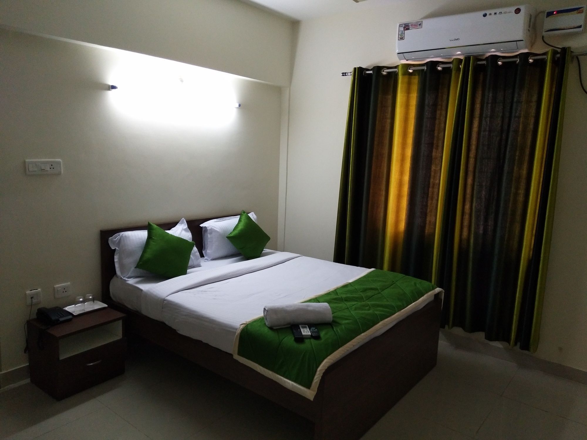 Hotel Fresh Living Prime Hitech Hajdarabad Zewnętrze zdjęcie